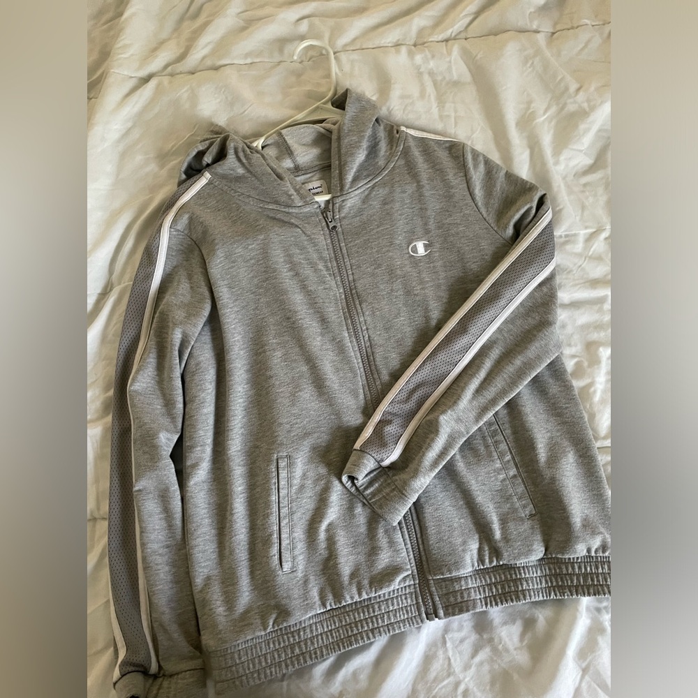 💚clearance 💚 Champion gray sporty zip up hoodie